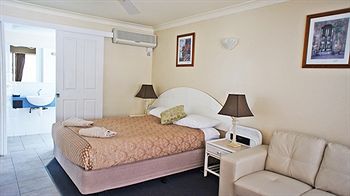 Caloundra City Centre Motel - Phillip Island Accommodation 7