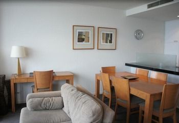 Apartments Melbourne Domain - Docklands - Phillip Island Accommodation 14
