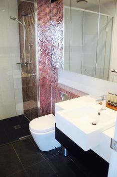 Apartments Melbourne Domain - Docklands - Phillip Island Accommodation 33