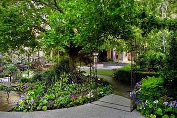 Elizabethan Lodge - Phillip Island Accommodation 3