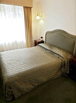 Elizabethan Lodge - Phillip Island Accommodation 17