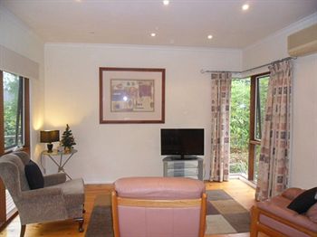Australian Home Away @ Wonga Park Brushy Creek - Phillip Island Accommodation 7