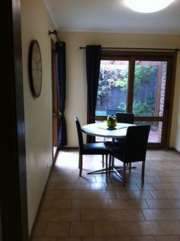 Australian Home Away @ Doncaster Elgar - Phillip Island Accommodation 6