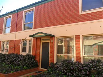 Australian Home Away @ Box Hill 32 - Phillip Island Accommodation 6