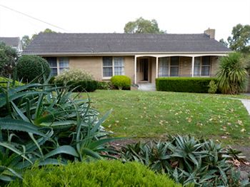 Australian Home Away @ Doncaster Grange Park - Phillip Island Accommodation 9