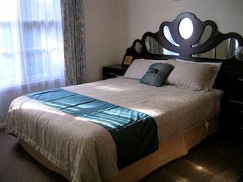 Australian Home Away @ Doncaster Grange Park - Phillip Island Accommodation 21