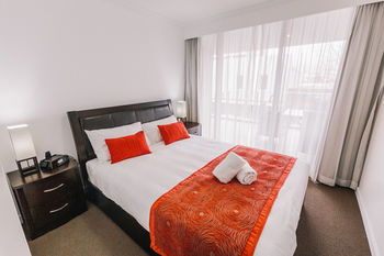Newcastle Central Plaza - Phillip Island Accommodation 10