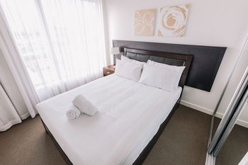 Newcastle Central Plaza - Phillip Island Accommodation 11