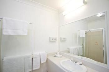 Branxton House Motel, Hunter Valley - Phillip Island Accommodation 3