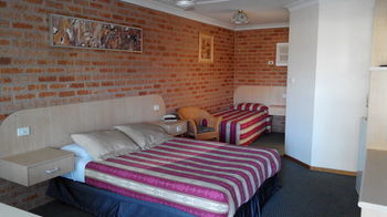Branxton House Motel, Hunter Valley - Phillip Island Accommodation 12