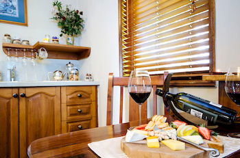 Lillypilly's Country Cottages & Day Spa - Phillip Island Accommodation 12