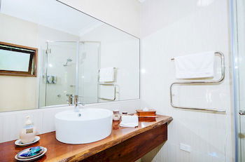Lillypilly's Country Cottages & Day Spa - Phillip Island Accommodation 24
