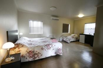 Station Hotel Motel Kurri Kurri - Phillip Island Accommodation 3