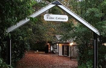 Tudor Cottages Mt Dandenong - Phillip Island Accommodation 21