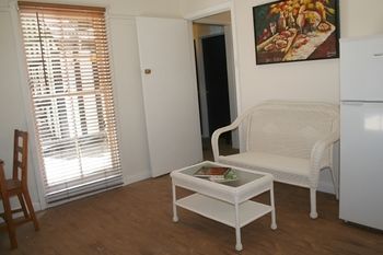 Tudor Cottages Mt Dandenong - Phillip Island Accommodation 27