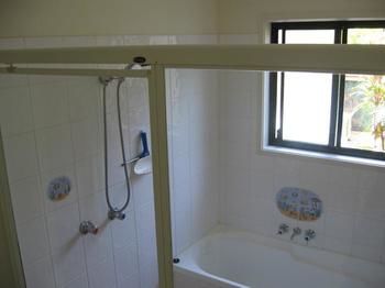 Noosa Edge Nudist Retreat - Phillip Island Accommodation 2