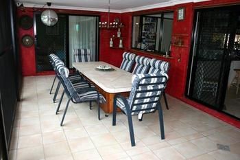 Noosa Edge Nudist Retreat - Phillip Island Accommodation 11