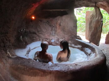 Noosa Edge Nudist Retreat - Phillip Island Accommodation 13