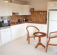 Yarra Glen Racecourse Apartments - Phillip Island Accommodation