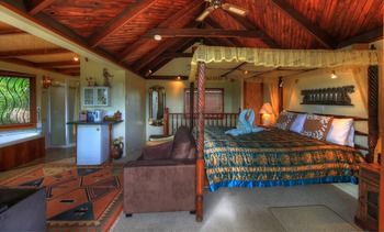 Maleny Tropical Retreat Balinese B&b - Phillip Island Accommodation 21