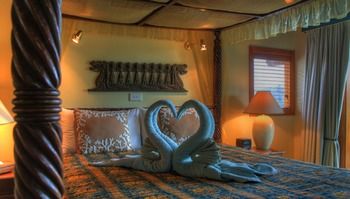 Maleny Tropical Retreat Balinese B&b - Phillip Island Accommodation 24