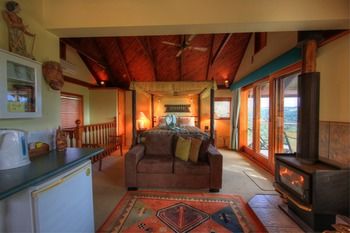 Maleny Tropical Retreat Balinese B&b - Phillip Island Accommodation 26