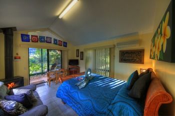 Maleny Tropical Retreat Balinese B&b - Phillip Island Accommodation 39