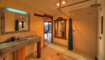 Maleny Tropical Retreat Balinese B&b - Phillip Island Accommodation 47