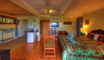 Maleny Tropical Retreat Balinese B&b - Phillip Island Accommodation 76