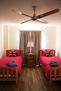 The Wattle Lodge - Phillip Island Accommodation 3
