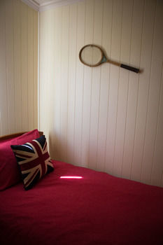 The Wattle Lodge - Phillip Island Accommodation 7