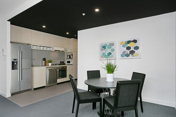 CAMPUS - Phillip Island Accommodation 18