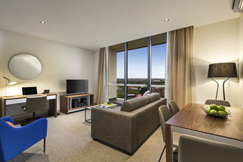 Quest Dandenong Central - Phillip Island Accommodation 13