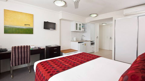 BEST WESTERN PLUS Cairns Central Apartments - Phillip Island Accommodation 1