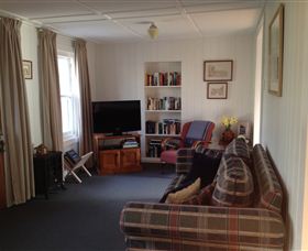 Cascade Cottage - Phillip Island Accommodation 0