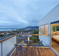 Library House - Phillip Island Accommodation