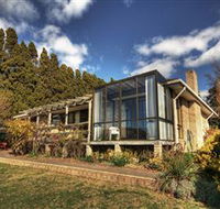 Waterside Accommodation - Derwent Vista - Phillip Island Accommodation