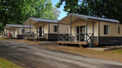 Ball Park Caravan Park - Phillip Island Accommodation 1