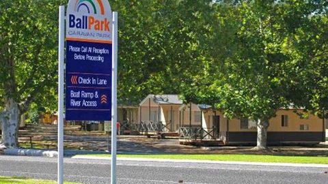 Ball Park Caravan Park - Phillip Island Accommodation 0