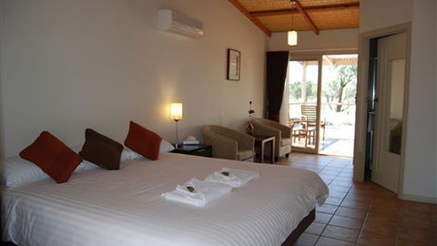 Mungo Lodge - Phillip Island Accommodation 1