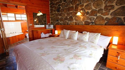 Tuki Trout Farm And Retreat - Phillip Island Accommodation 1