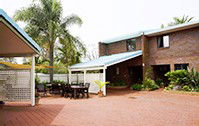Cleveland Visitor Villas Motel - Phillip Island Accommodation 1