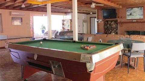 Portillo Ski Lodge - Phillip Island Accommodation 3