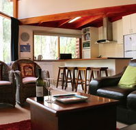 MannaGum Alpine Lodge - Phillip Island Accommodation