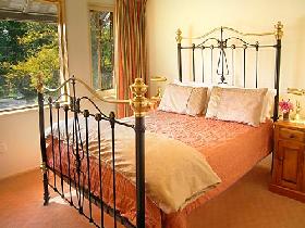 Adelaide Serviced Apartments - William Townhouse - Phillip Island Accommodation 3