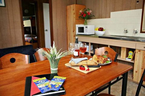 Albany Havana Villas - Phillip Island Accommodation 4