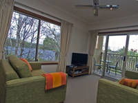Amble Fern Studio - Phillip Island Accommodation 0