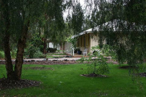 Amy's House - Phillip Island Accommodation 2