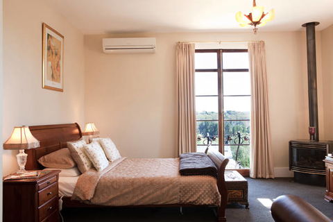 Azidene House & Spa Apartments - Phillip Island Accommodation 0