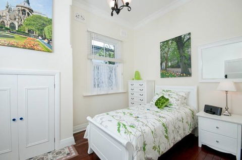 Petite Chalet - Phillip Island Accommodation 2